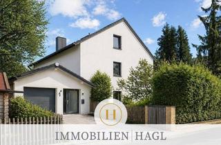 Einfamilienhaus kaufen in 85599 Parsdorf, Großes Einfamilienhaus mit 3 Einheiten, ideal zur Nutzung als Mehrgenerationenhaus