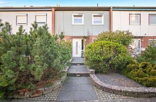 Haus kaufen in 27711 Osterholz-Scharmbeck, Gepflegtes Reihenmittelhaus in Scharmbeckstotel