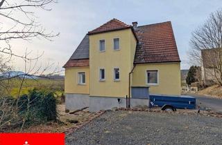 Einfamilienhaus kaufen in 36119 Neuhof, Einfamilienhaus mit Kamin, Terrasse & E-Ladestation in idyllischer Lage von Tiefengruben, Neuhof