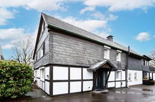 Einfamilienhaus kaufen in 51381 Bergisch Neukirchen, Für Fachwerkliebhaber – Gemütliches, modernisiertes Einfamilienhaus in schöner Lage