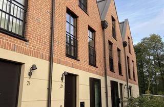 Haus mieten in Röbbek 2h, 22607 Groß Flottbek, Luxuriöses familiengerechtes Townhouse im Herzen von Groß Flottbek zu mieten!