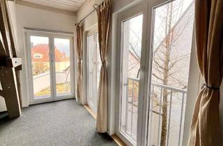 Wohnung kaufen in 91746 Weidenbach, Traumhafte 2-Zi Maisonette mit einer riesigen Dachterrasse in Weidenbach