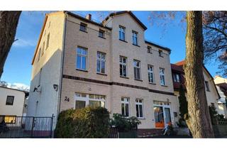 Wohnung kaufen in Schleusenstraße 24, 15569 Woltersdorf, Moderner Altbau am Flakensee - 3 Zimmer mit Gemeinschaftsgarten
