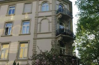 Wohnung kaufen in Friedrichstraße 32, 60323 Westend-Süd, Bezugsfrei: Altbau Frankfurt-Westend, 5 Zimmer, Balkon, Stuck, Parkett, Flügeltüren - von privat