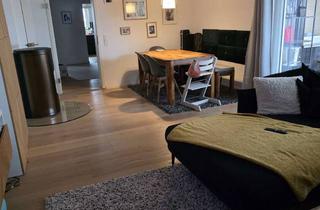 Wohnung kaufen in 86391 Stadtbergen, 3-Zimmer-Wohnung mit Pelletofen, Eichenparkett & Balkon in Stadtbergen