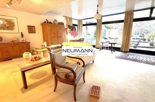 Wohnung kaufen in 77654 Offenburg, Weitläufig - Terrassenwohnung auf 2 Etagen mit Pool und unverbaubarem Grünland im Rebland