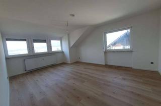 Wohnung kaufen in Mozartstraße, 63927 Bürgstadt, Elegantes Dachgeschoss mit Sonnenlicht & Blick ins Weite – Modern renoviert