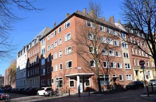 Wohnung mieten in Maßmannstraße 11, 24118 Ravensberg, Gut geschnittene 3-Zimmerwohnung in ruhiger Seitenstraße im Uni-Nahbereich