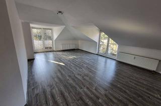 Wohnung mieten in 16548 Glienicke, 2-Zimmer Dachgeschosswohnung in Glienicke/Nordbahn mit Dachterrasse, Balkon, Stellplatz und Keller.