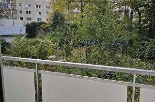 Wohnung mieten in 52064 Aachen, Renovierte 5 Zimmerwohnung, Wg geeignet, Teilmöbiliert, befristet auf 1 Jahr