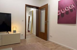 Wohnung mieten in Otto-Hahn-Straße 131, 40591 Wersten, Luxus pur! Vollmöblierte 1,5-Zimmer Wohnung mit separater Küche an botanischem Garten, Uni- & Rhein