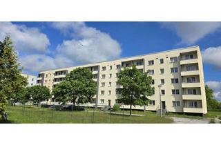 Wohnung mieten in Erwin-Kramer-Ring 4a, 03253 Doberlug-Kirchhain, 4-Zimmer-Wohnung mit Balkon im 1. OG in Doberlug-Kirchhain mit Gratis E-Scooter!