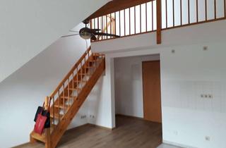 Wohnung mieten in Kärrnerstraße 1a, 04288 Holzhausen, Holzhausen: 1-Zimmer-Dachgeschoss-Maisonette-Wohnung mit Galerie und Balkon zu vermieten