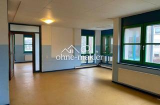 Gewerbeimmobilie mieten in 47506 Neukirchen-Vluyn, Genehmigte KiTa Räumlichkeiten mit 2 Etagen, Bewegungsraum und Außenfläche