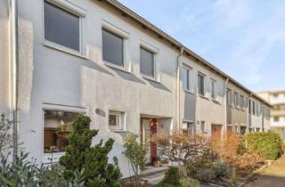 Reihenhaus kaufen in 30880 Laatzen, Modernes Reihenhaus mit sonnigem Garten und Garage in familienfreundlicher Lage von Laatzen-Rethen