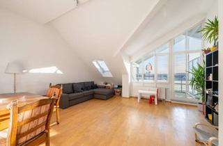Wohnung kaufen in 85630 Grasbrunn, AIGNER - Lichtdurchflutete 3-Zimmer-Dachgeschosswohnung mit Südbalkon in Neukeferloh