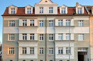 Wohnung kaufen in 04416 Markkleeberg, Markkleeberg - Bezugsfreie 4-Zimmerwohnung mit Stellplatz am Cossi