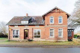 Haus kaufen in 24891 Schnarup-Thumby, Schnarup-Thumby - Altbau mit Herz und Herausforderungen - Ehemaliges Kaufmannshaus mit Sanierungsbedarf
