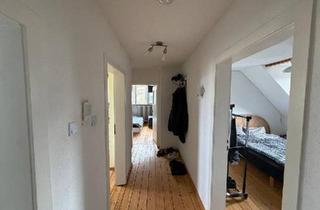 Wohnung kaufen in 61231 Bad Nauheim, Bad Nauheim - 3-Zimmer Dachgeschosswohnung in Bad Nauheim mit 66 m² Wohnfläche