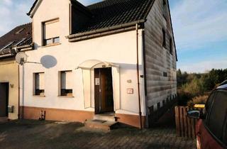 Haus kaufen in 66571 Eppelborn, Eppelborn - Haus mit großem Garten im Ortsteil Dirmingen