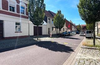 Einfamilienhaus kaufen in 39288 Burg, Burg - Einfamilienhaus Burg bei Magdeburg an Kapitalanleger zu verkaufen