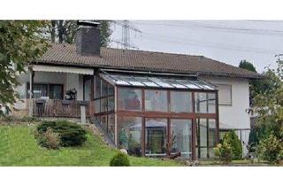 Einfamilienhaus kaufen in 79713 Bad Säckingen, Bad Säckingen - Einfamilienhaus mit Einliegerwohnung und Garage