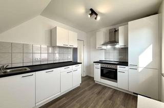 Wohnung kaufen in 27755 Düsternort, Modernisierte Eigentumswohnung mit "Süd"-Balkon