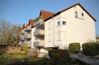 Wohnung kaufen in 67686 Mackenbach, Sehr gepflegte Dachgeschosswohnung mit 2 Tiefgaragenplätzen und Aufzug