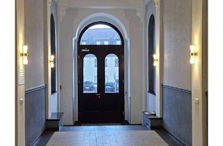 Wohnung kaufen in 04442 Zwenkau, Außergewöhnliches Wohnen im früheren Rathaus – mitten in der beliebten Seenregion bei Leipzig