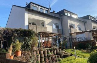 Wohnung kaufen in 51580 Reichshof, Gepflegte 3-Zimmer-ETW mit Balkon in Reichshof