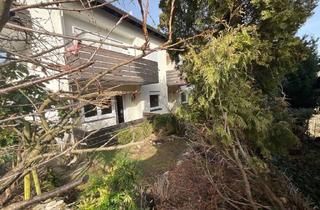 Wohnung kaufen in 72250 Freudenstadt, 4 Zimmer-EG-Wohnung mit 2 Balkonen, Garage und Gartennutzung.