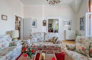 Wohnung kaufen in 23564 St. Jürgen, Lübeck/ St. Jürgen - Wohnen auf zwei Ebenen in eleganter Jugendstilvilla