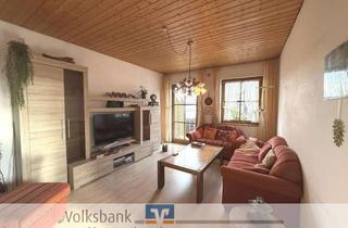 Wohnung kaufen in 85276 Pfaffenhofen, Gemütliche Dachgeschoßwohnung nahe der Altstadt von Pfaffenhofen