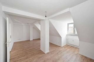 Wohnung kaufen in Eitelstraße 18, 10317 Lichtenberg, Charmante Dachgeschosswohnung mit Weitblick – Ihr kleines Himmelreich über den Dächern Berlins