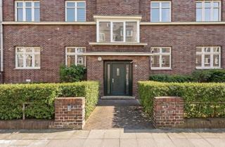 Wohnung kaufen in 30163 List, Seltene Chance in der List – Altbauwohnung mit Balkon & Erweiterungspotenzial