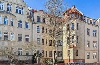 Wohnung kaufen in 06110 Halle, Sanierte 5-Zimmer-Altbauwohnung in Toplage für Kapitalanleger in Halle
