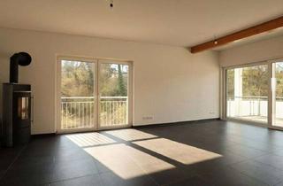 Wohnung kaufen in 78267 Aach, Gepflegte 3,5-Zimmer-Eigentumswohnung-Wohntraum am Ufer der Aach