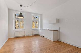 Wohnung kaufen in Gärtnerstraße, 10245 Friedrichshain, Lichtdurchflutet & ruhig gelegen *Kompakte 2-Zimmer-Altbauwohnung im angesagten Boxhagener Kiez*