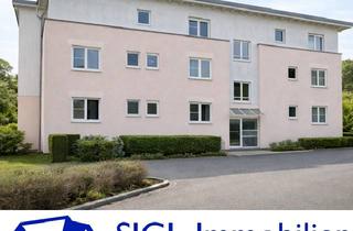 Wohnung kaufen in 88400 Biberach, Wohnen über den Dächern von Biberach – helle Dachgeschosswohnung mit großer Terrasse und Tiefgarage