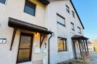 Wohnung kaufen in Höfstetten, 91522 Brodswinden, Großzügige 4 Zimmer Wohnung mit Dachterrasse und Garage