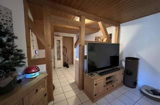 Wohnung kaufen in Höfstetten, 91522 Brodswinden, Großzügige 4 Zimmer Wohnung mit Dachterrasse und Garage