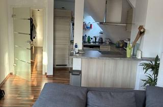 Wohnung mieten in Beckenwerkerstraße, 38100 Innenstadt, Helle 3-Zimmer Dachgeschosswohnung in Braunschweigs Innenstadt