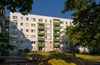 Wohnung mieten in Tolstoistraße, 06126 Westliche Neustadt, Ruhig & bequem: 2-Raum-Wohnung mit Aufzug und eingezäuntem Hof