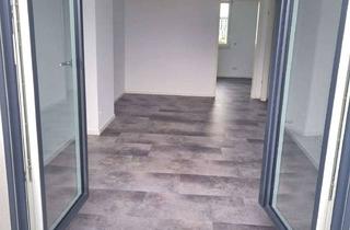 Wohnung mieten in Alfred-Döblin-Allee 34, 12529 Schönefeld, 3-Zimmer Dachgeschosswohnung mit Dachterrasse, Einbauküche und Stellplatz in Schönefeld Nord