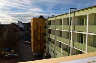 Wohnung mieten in Herrmannstr., 09337 Hohenstein-Ernstthal, Schöne 2-Raum-Wohnung im Zentrum von Hohenstein-Ernstthal mit Balkon und Einbauküche