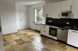 Wohnung mieten in 50321 Brühl, Helle 2-Zimmer Wohnung in Brühl, Nähe Wasserturm