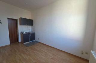 Wohnung mieten in Freiimfelder Straße 15, 06112 Freiimfelde, Schöne 1-Zimmerwohnung , ideal für Singles, Einbauküche