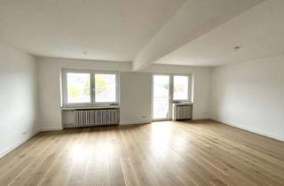 Wohnung mieten in Papestraße 50, 45147 Holsterhausen, Modernisierte 2,5-Zimmer Wohnung, Balkone, Garage verfügbar in Essen-Holsterhausen