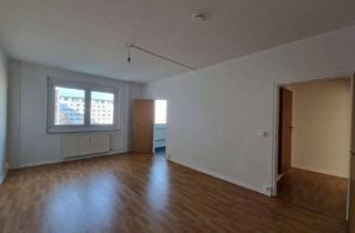Wohnung mieten in An Der Kotsche 38, 04207 Lausen-Grünau, Balkon egal – der Kulkwitzer See ist ja gleich da***2-Zimmer-Wohnung mit Aufzug und Wannenbad!