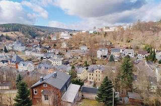 Wohnung mieten in Untersachsenberger Straße 11, 08248 Klingenthal, Über den Dächern der Stadt! Vollsanierte 4-Raum Altbauwohnung mit Charme sucht neue Mieter!